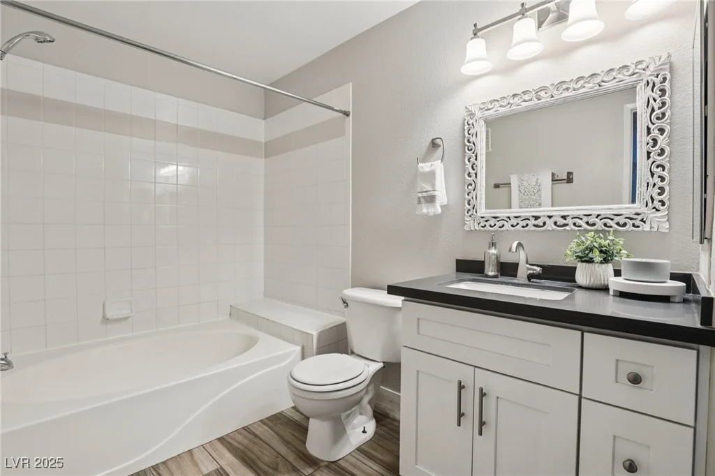 950 Seven Hills, Henderson, NV 89052