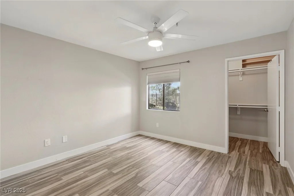 950 Seven Hills, Henderson, NV 89052