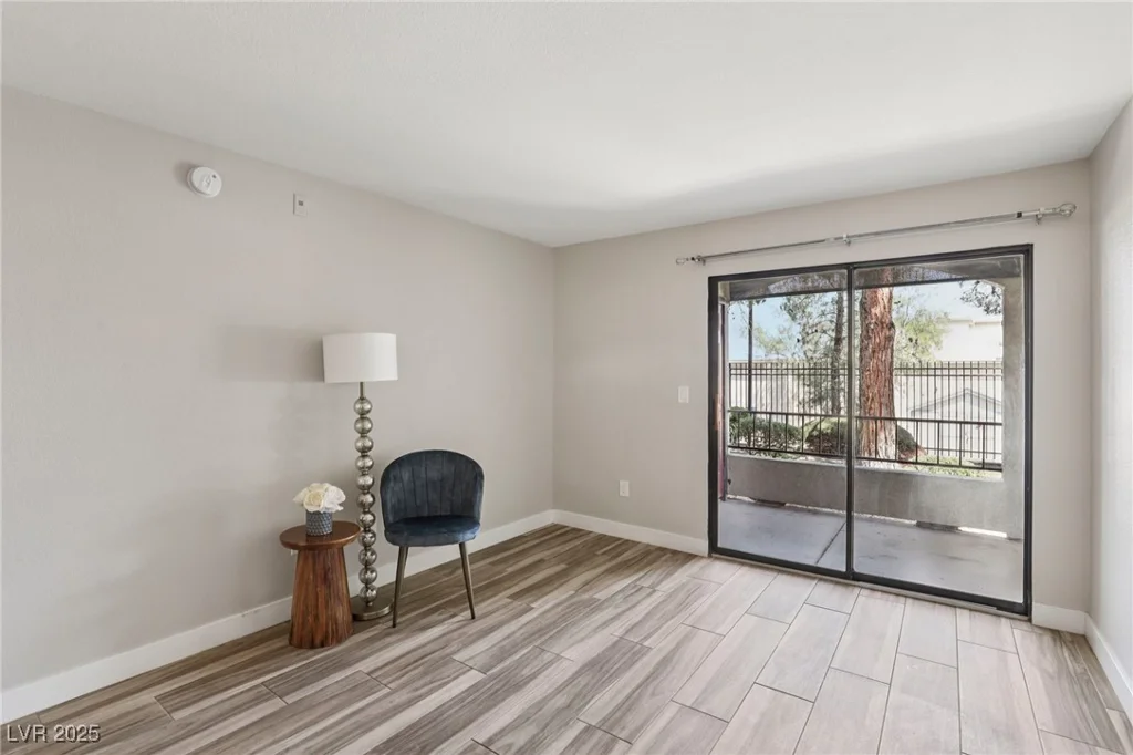 950 Seven Hills, Henderson, NV 89052