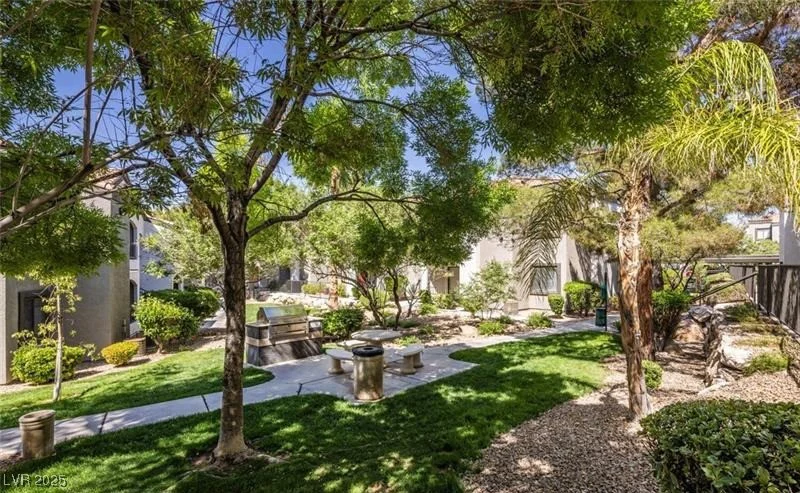 950 Seven Hills, Henderson, NV 89052