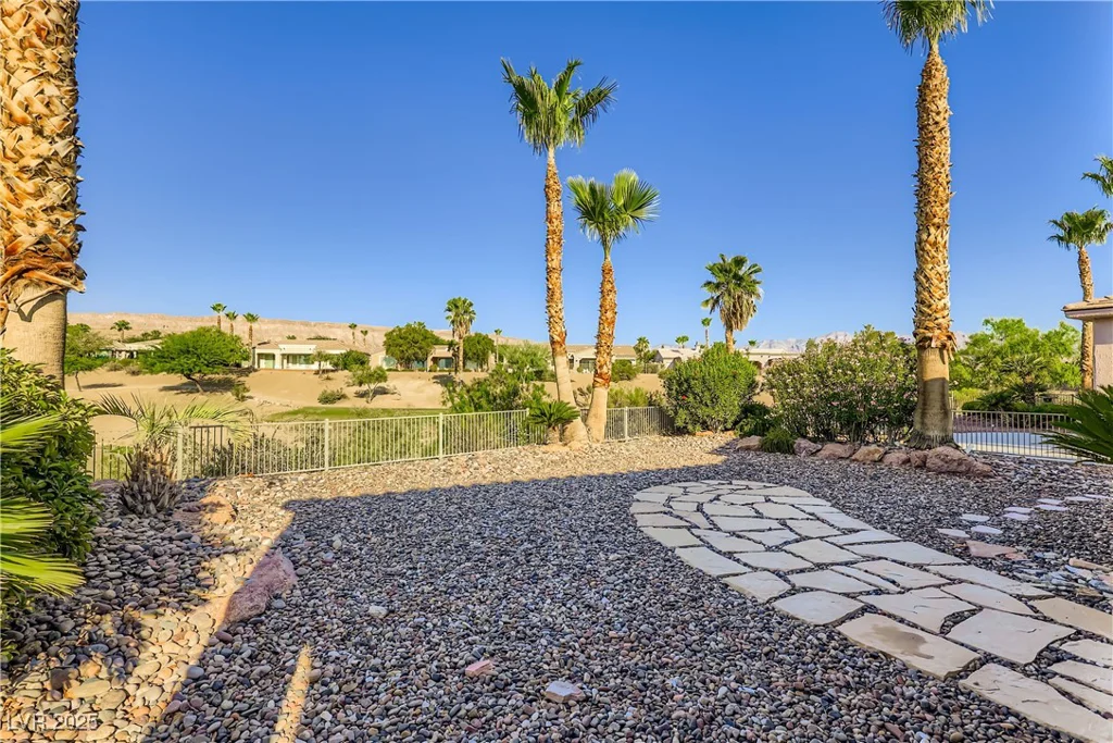 4987 Pensier, Las Vegas, NV 89135