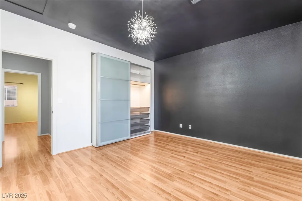925 Veranda View, Las Vegas, NV 89123