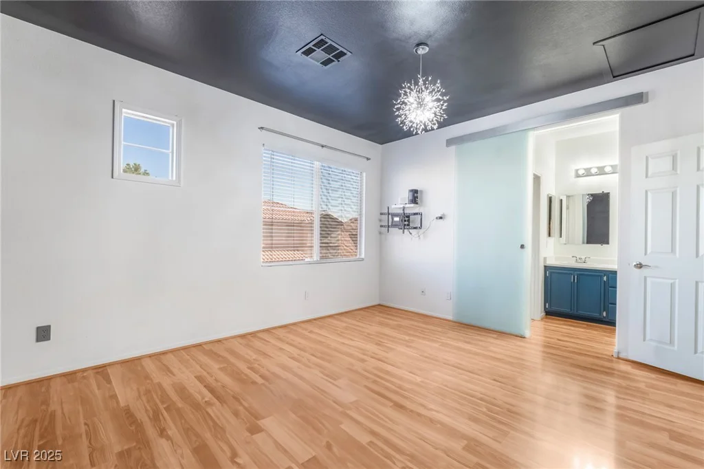 925 Veranda View, Las Vegas, NV 89123