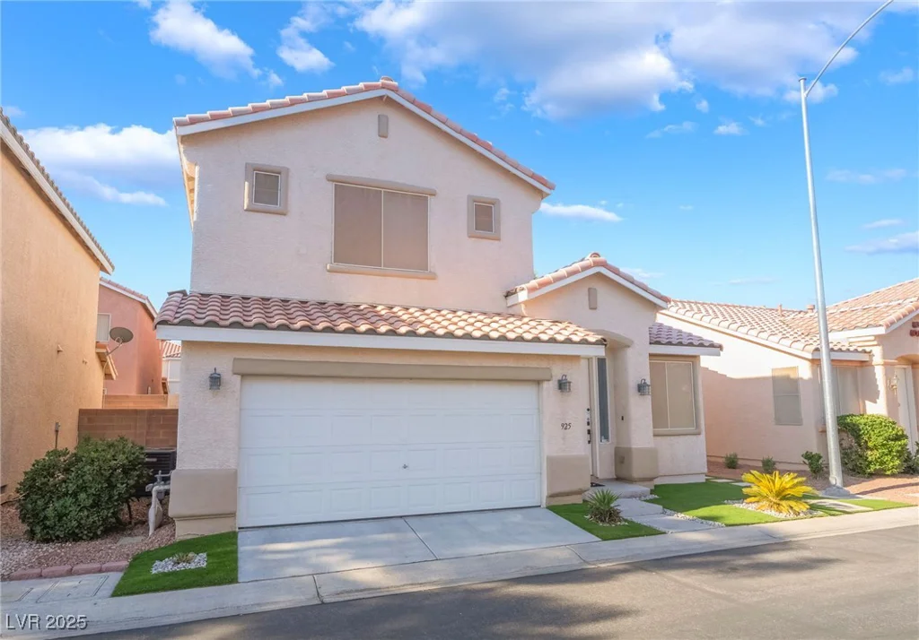 925 Veranda View, Las Vegas, NV 89123