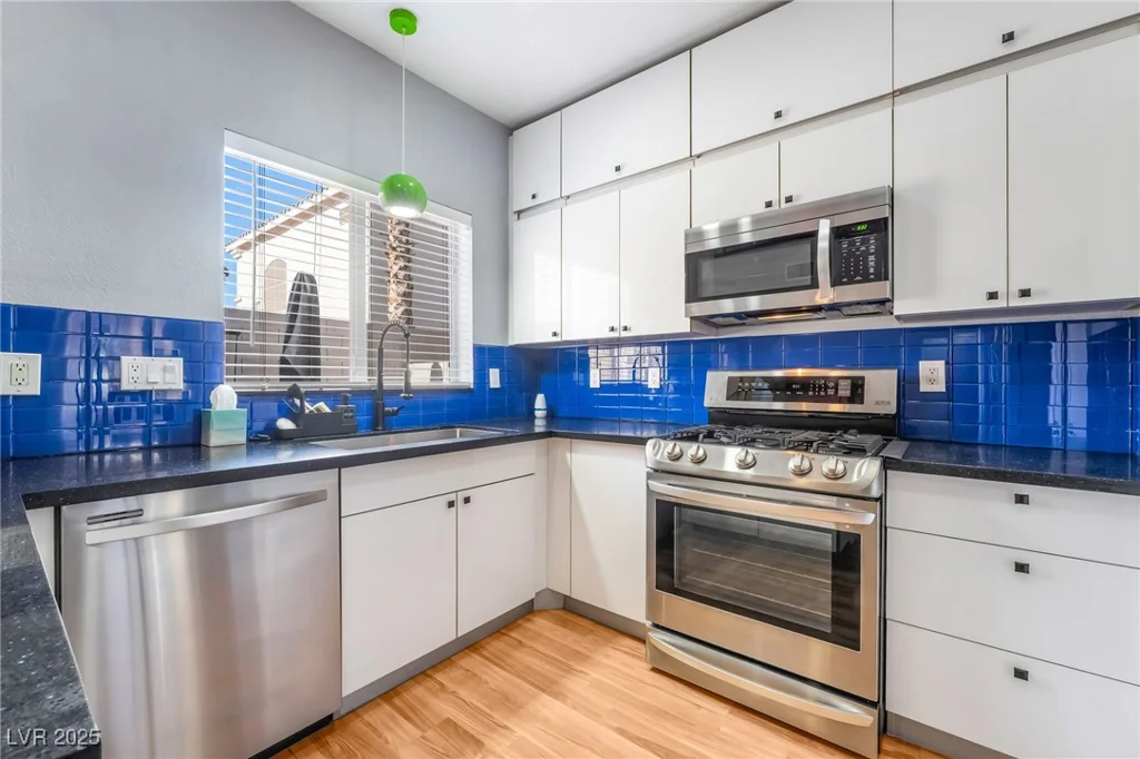 925 Veranda View, Las Vegas, NV 89123