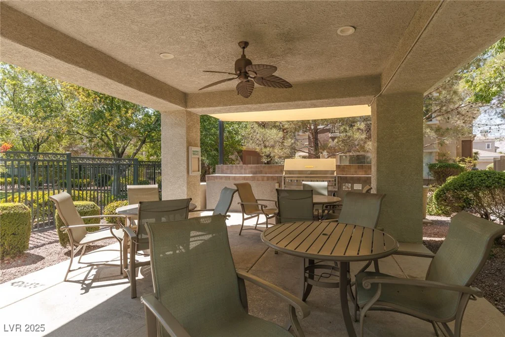 10809 Garden Mist, Las Vegas, NV 89135