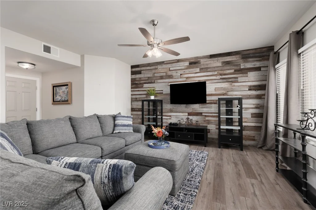 10809 Garden Mist, Las Vegas, NV 89135