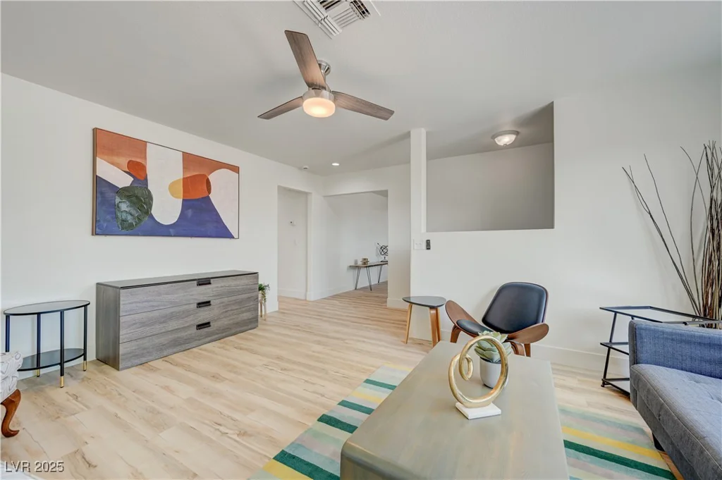 6316 Portola, Las Vegas, NV 89108