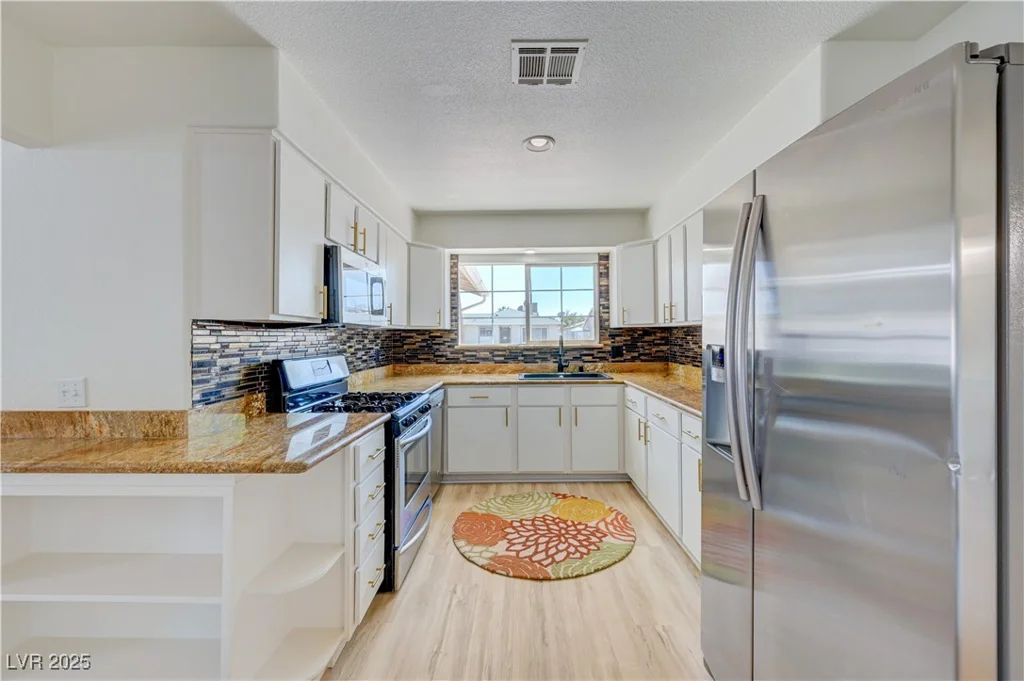 6316 Portola, Las Vegas, NV 89108