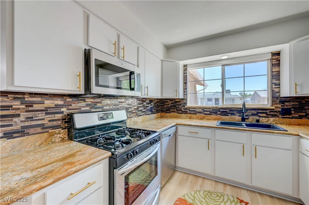 6316 Portola, Las Vegas, NV 89108