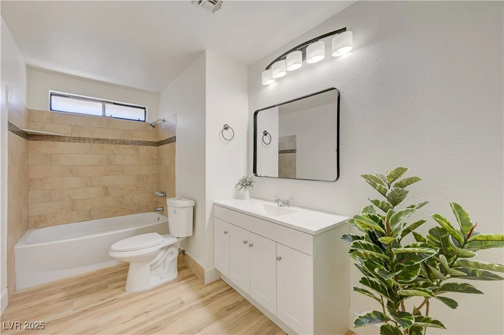 6316 Portola, Las Vegas, NV 89108