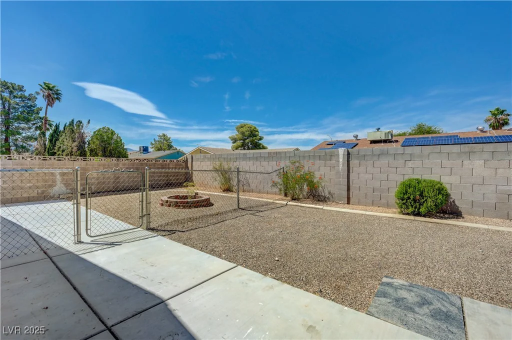 6316 Portola, Las Vegas, NV 89108