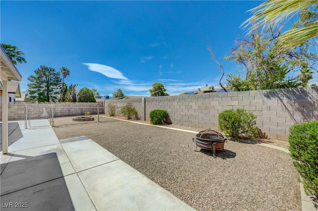 6316 Portola, Las Vegas, NV 89108