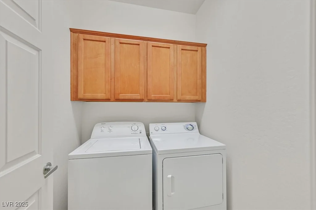 2413 Desert Sparrow, North Las Vegas, NV 89084