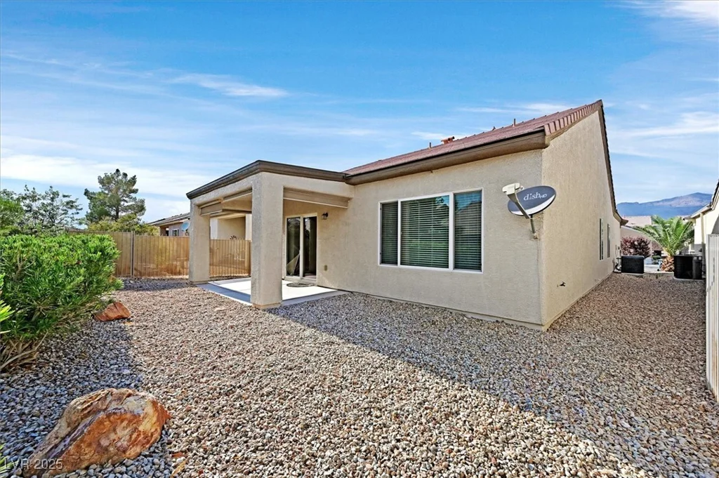 2413 Desert Sparrow, North Las Vegas, NV 89084