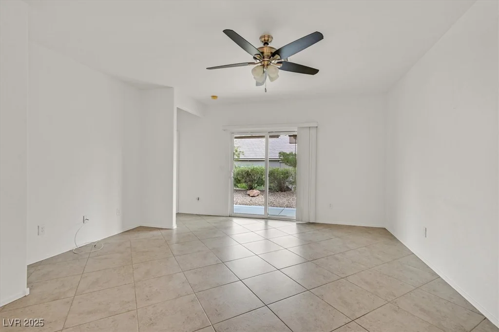 2413 Desert Sparrow, North Las Vegas, NV 89084