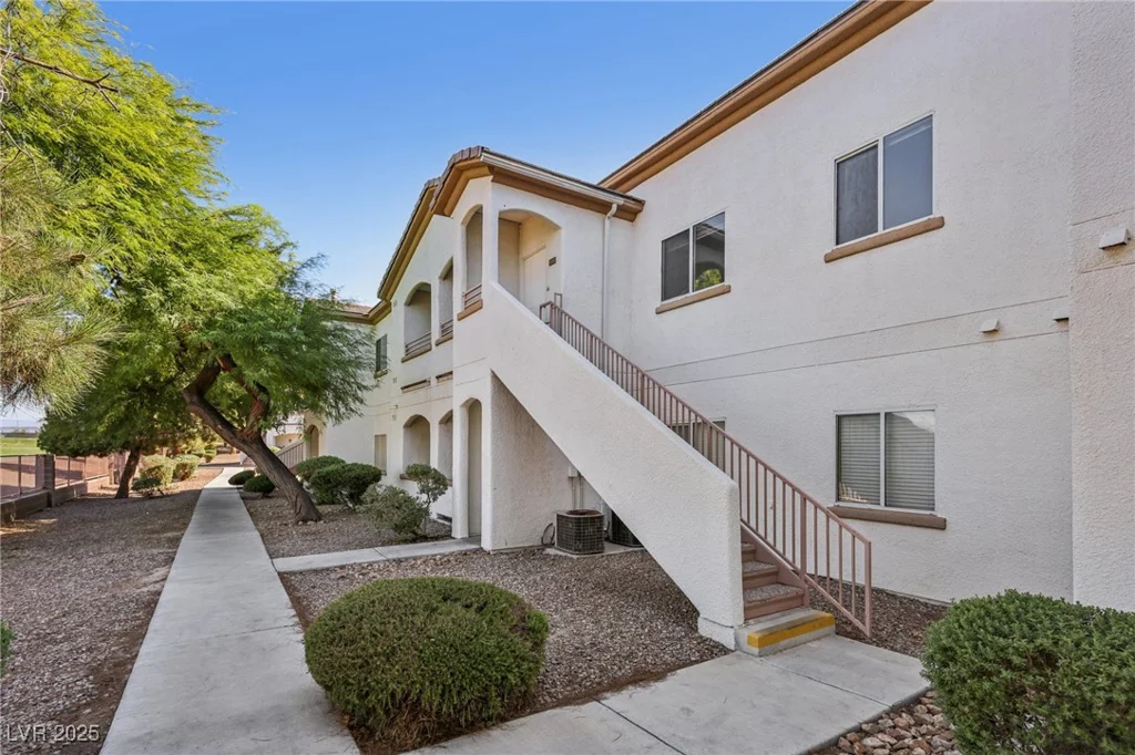 5655 Sahara, Las Vegas, NV 89142