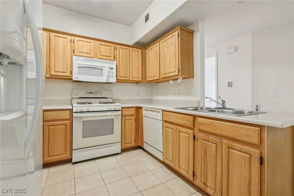 5655 Sahara, Las Vegas, NV 89142