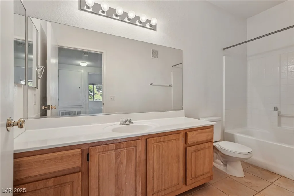 5655 Sahara, Las Vegas, NV 89142