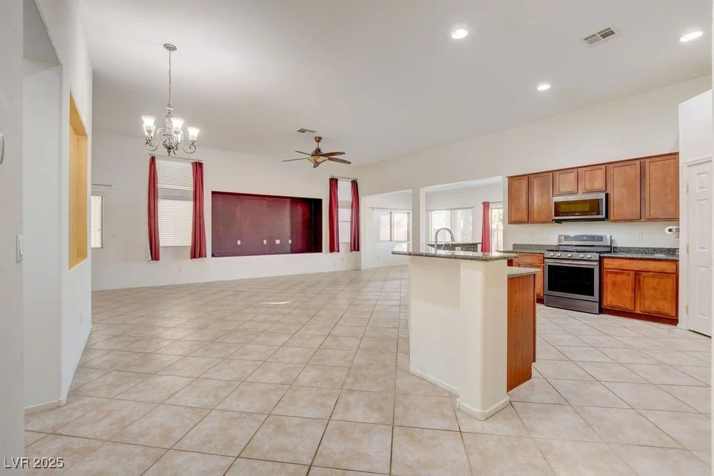 6460 Amanda Michelle, North Las Vegas, NV 89086