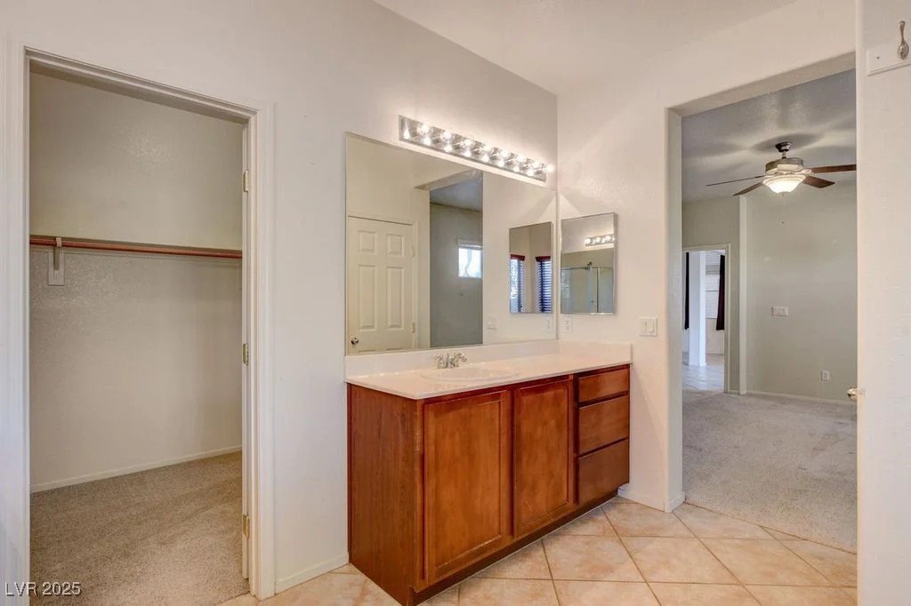 6460 Amanda Michelle, North Las Vegas, NV 89086
