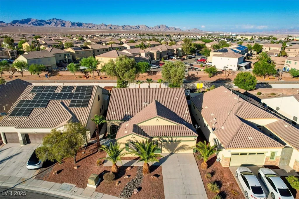 6460 Amanda Michelle, North Las Vegas, NV 89086