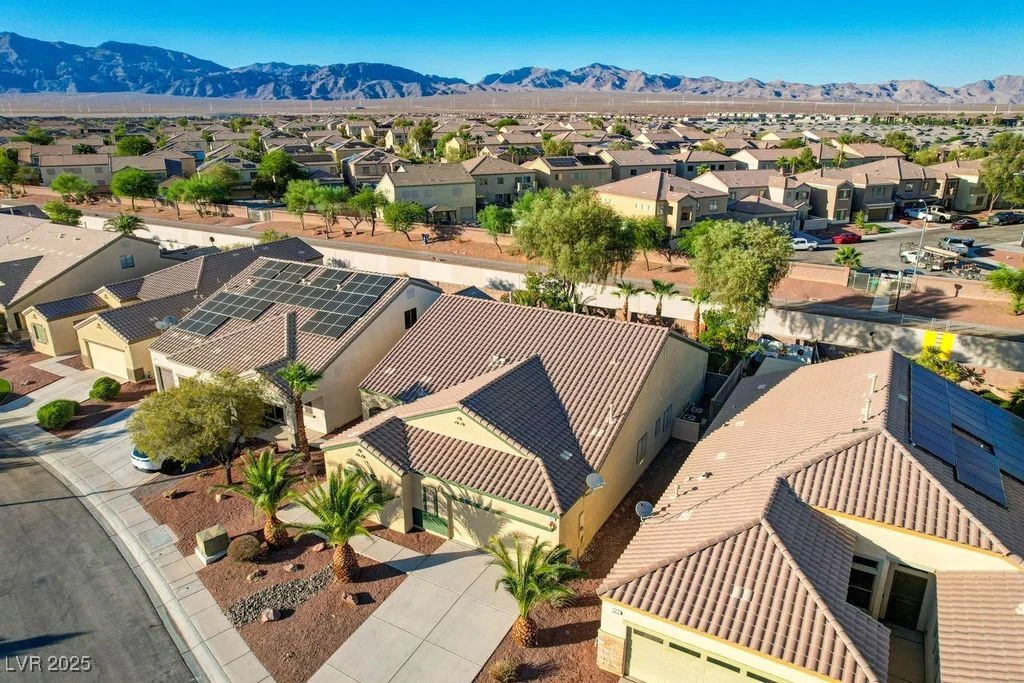 6460 Amanda Michelle, North Las Vegas, NV 89086