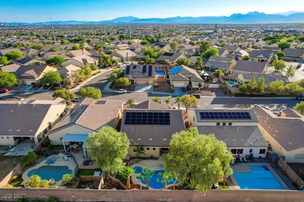 6460 Amanda Michelle, North Las Vegas, NV 89086