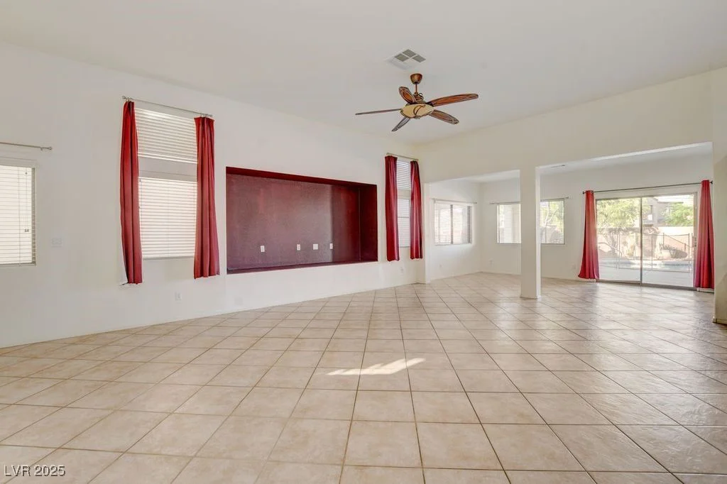 6460 Amanda Michelle, North Las Vegas, NV 89086