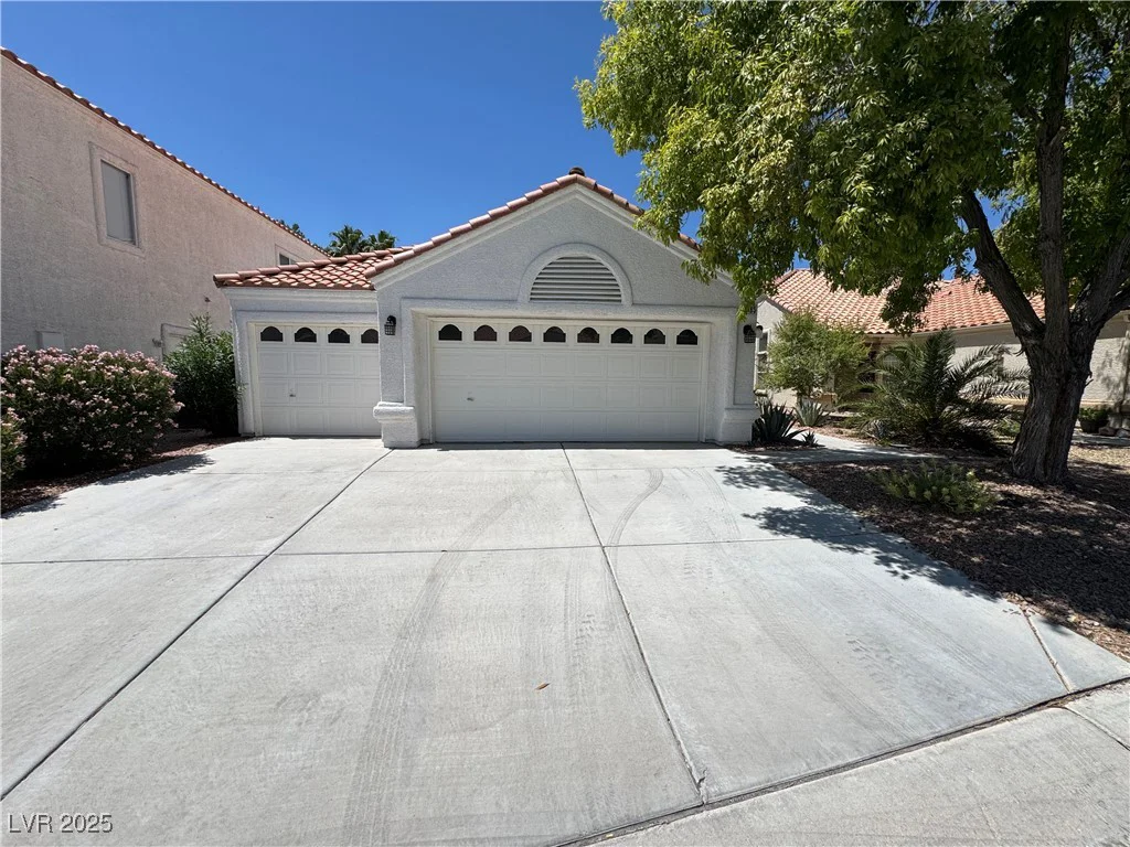 7465 Desert Flame, Las Vegas, NV 89149