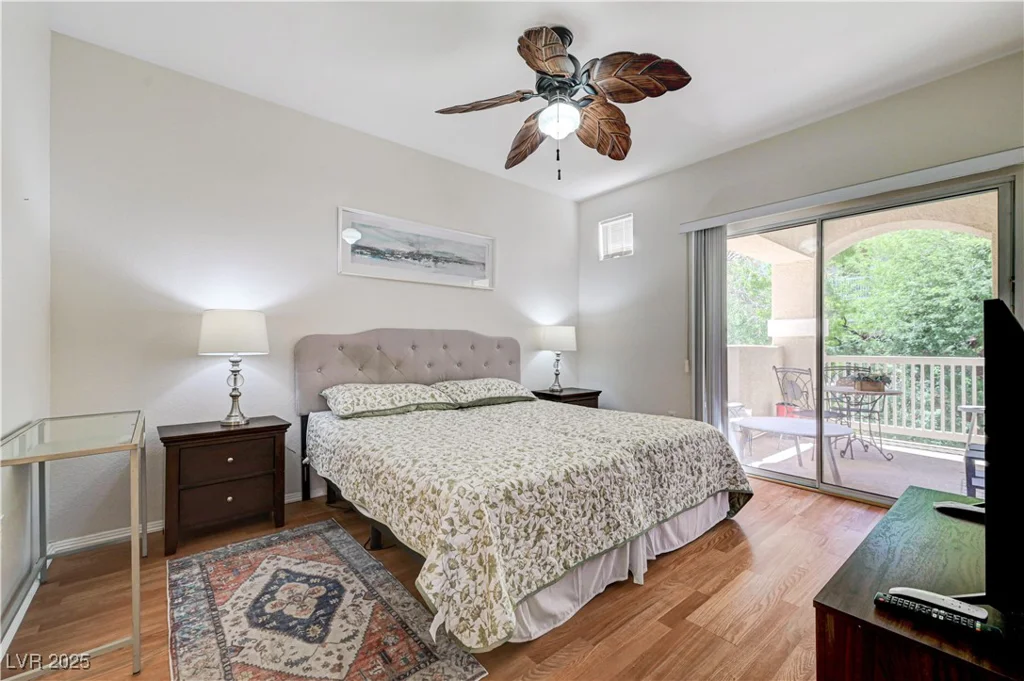 5855 Valley, North Las Vegas, NV 89031