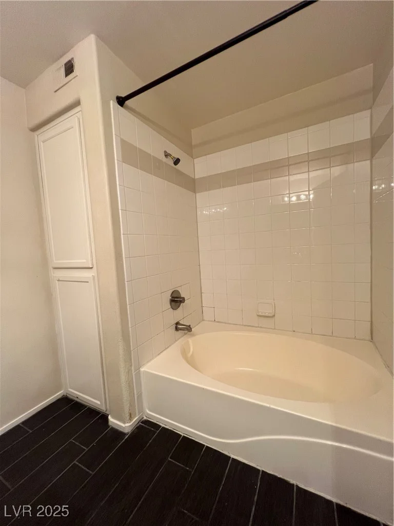 950 Seven Hills, Henderson, NV 89052