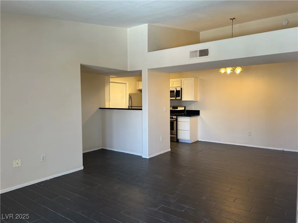 950 Seven Hills, Henderson, NV 89052