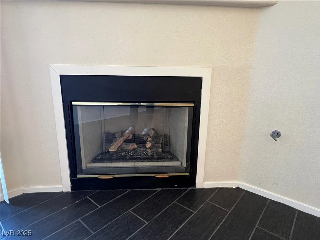 950 Seven Hills, Henderson, NV 89052