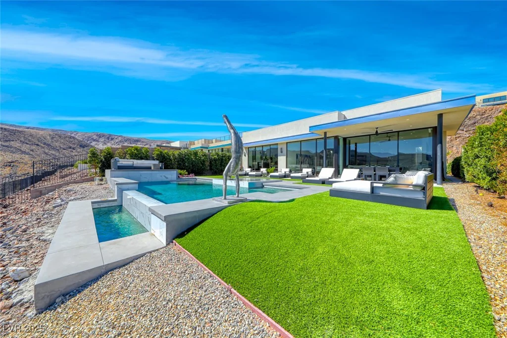 672 Blackrock Rim, Henderson, NV 89012