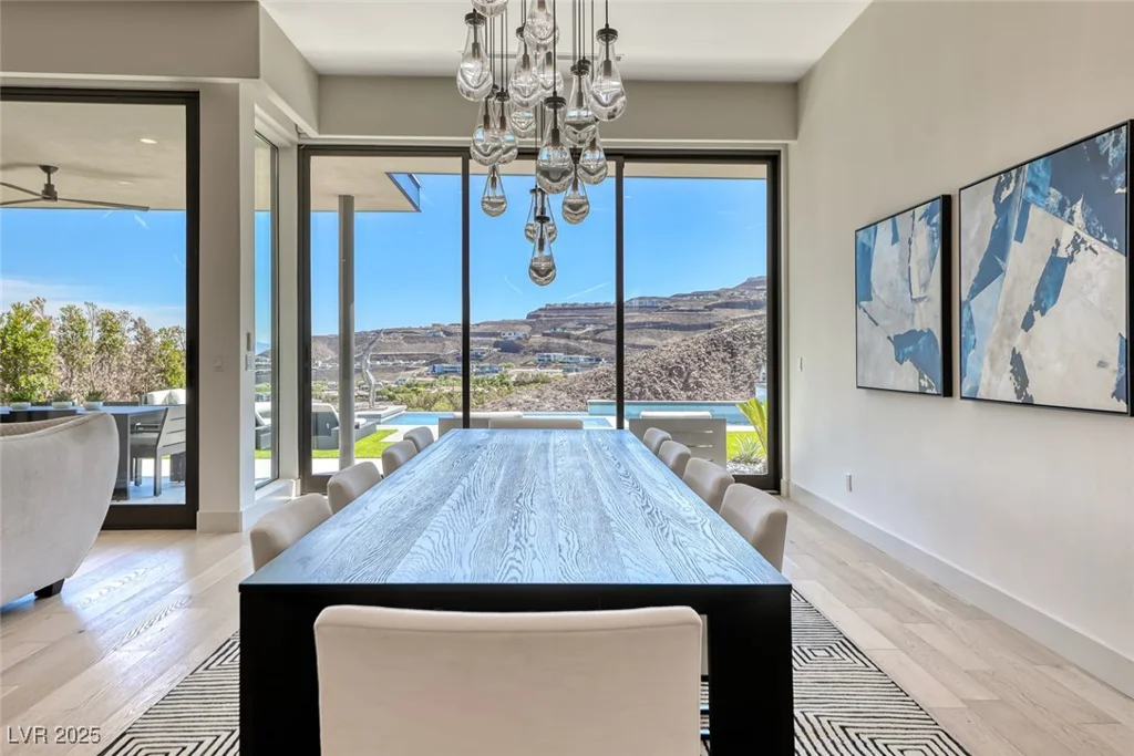 672 Blackrock Rim, Henderson, NV 89012