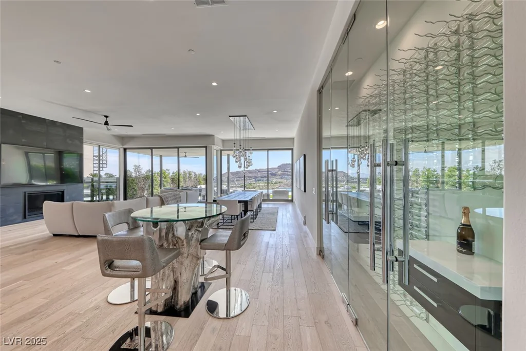 672 Blackrock Rim, Henderson, NV 89012