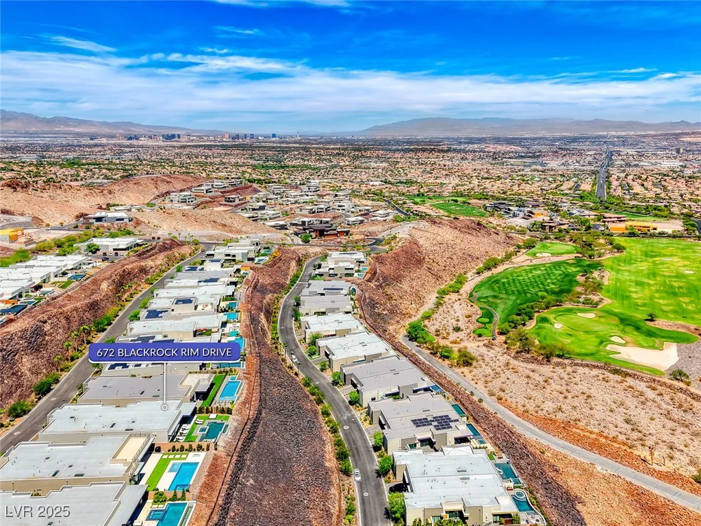672 Blackrock Rim, Henderson, NV 89012