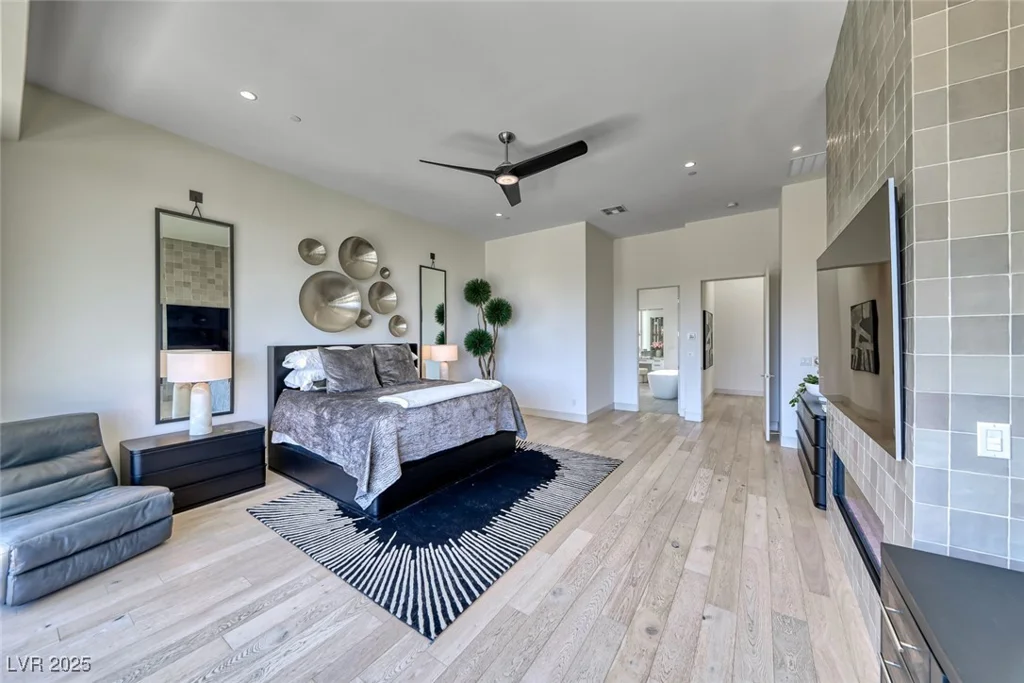 672 Blackrock Rim, Henderson, NV 89012