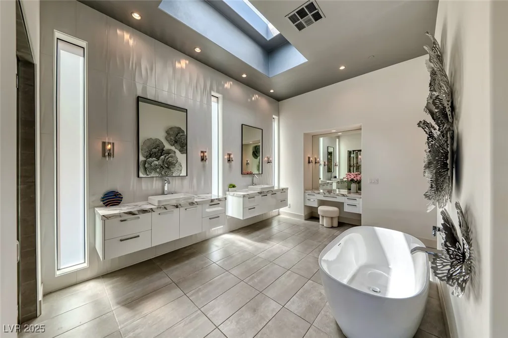 672 Blackrock Rim, Henderson, NV 89012