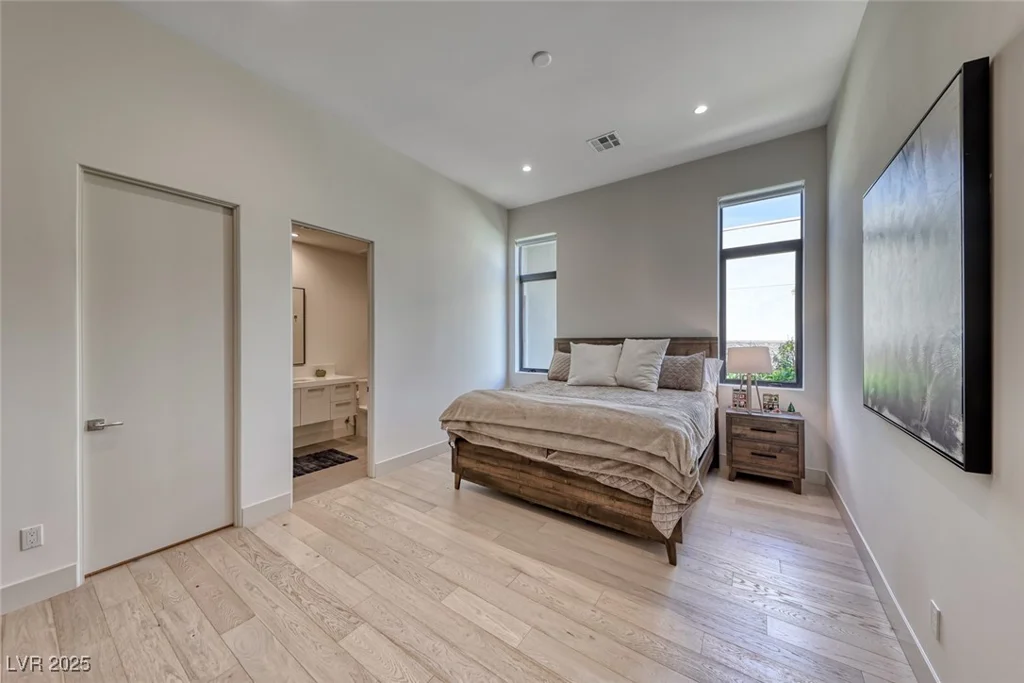 672 Blackrock Rim, Henderson, NV 89012