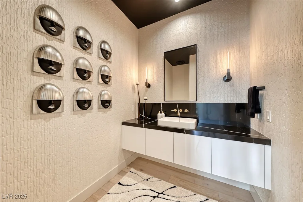 672 Blackrock Rim, Henderson, NV 89012