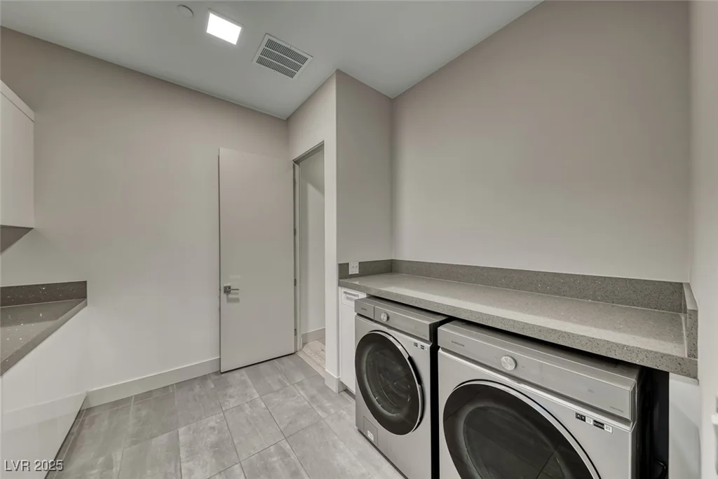 672 Blackrock Rim, Henderson, NV 89012