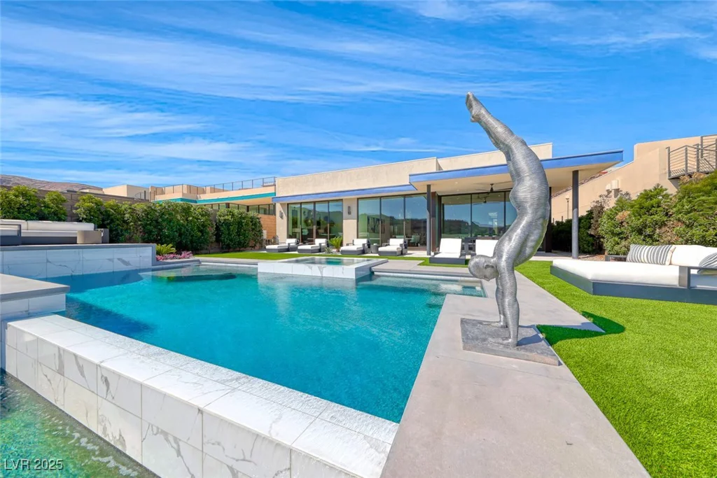672 Blackrock Rim, Henderson, NV 89012