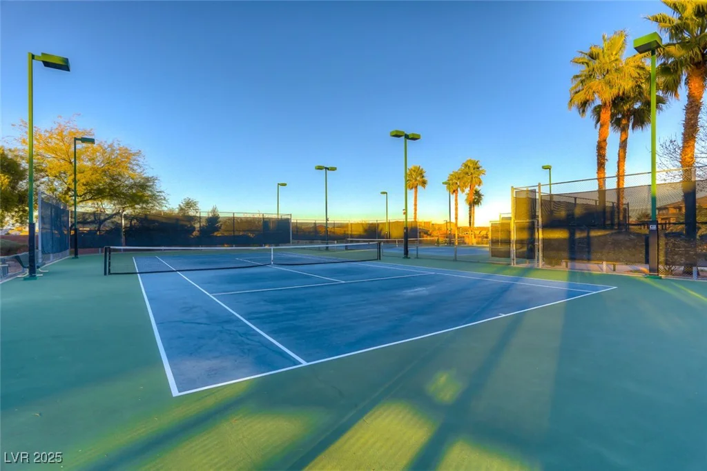 672 Blackrock Rim, Henderson, NV 89012