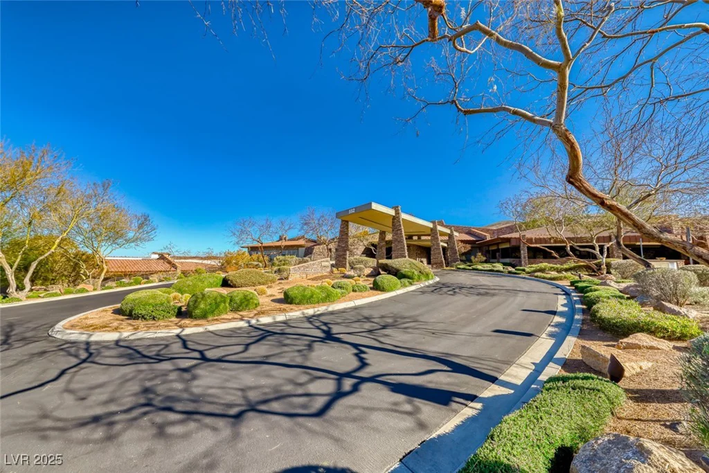 672 Blackrock Rim, Henderson, NV 89012