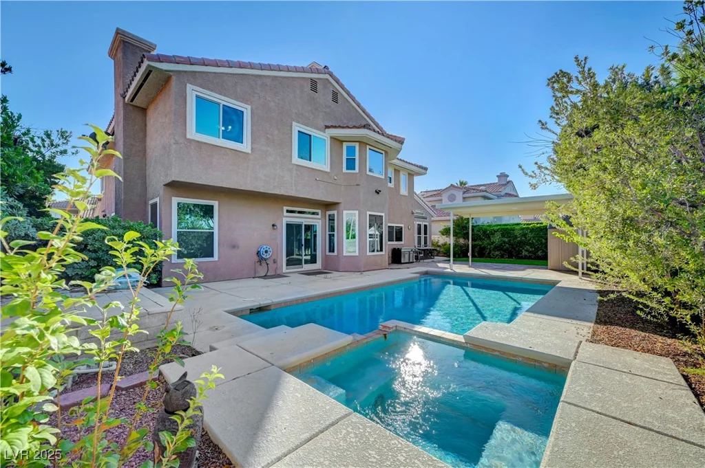 8904 Saint Pierre, Las Vegas, NV 89134