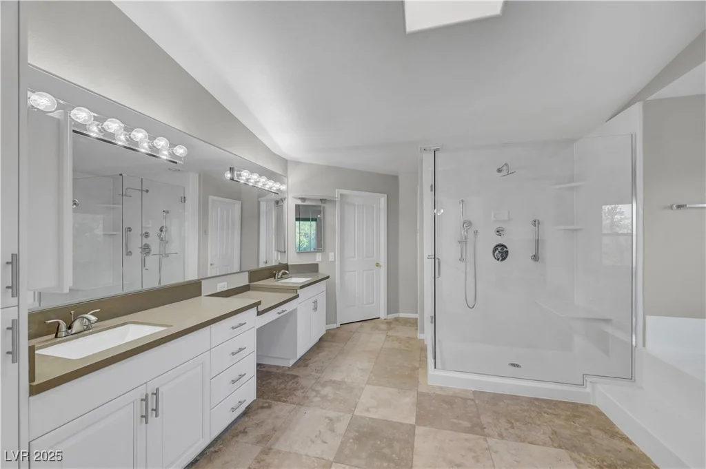 8904 Saint Pierre, Las Vegas, NV 89134