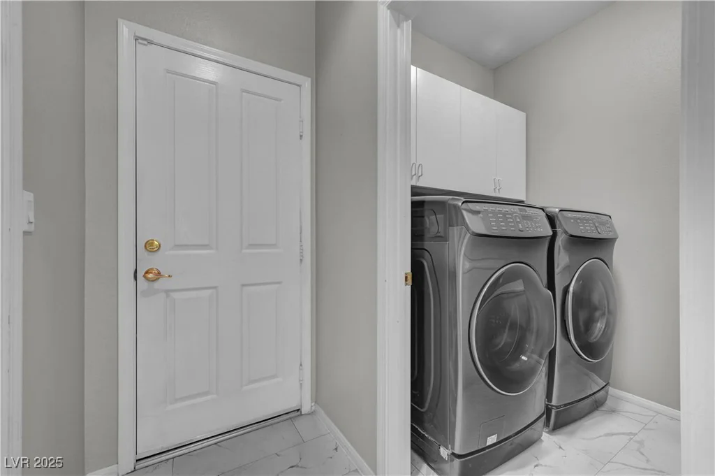 8904 Saint Pierre, Las Vegas, NV 89134