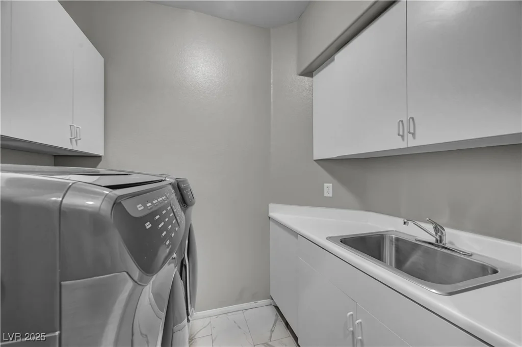 8904 Saint Pierre, Las Vegas, NV 89134